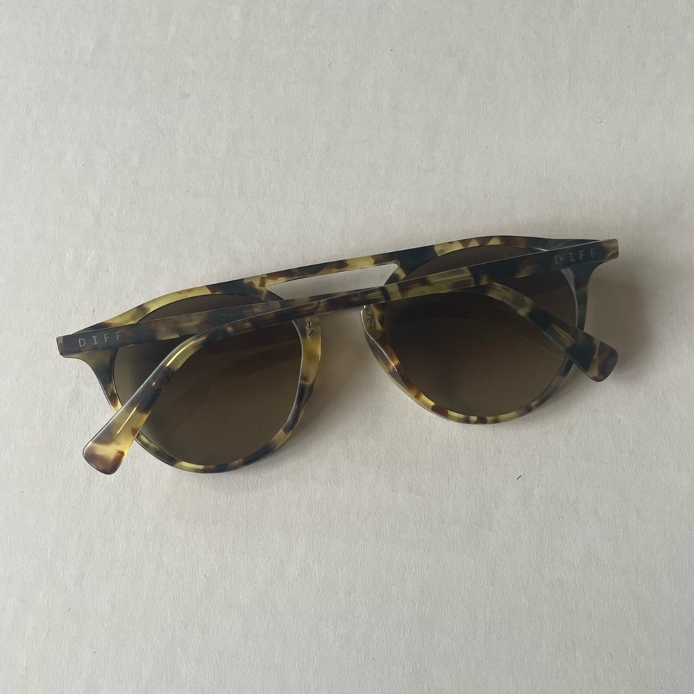 Diff Eyewear Mason Tortoise Frames Polarized Sung… - image 4